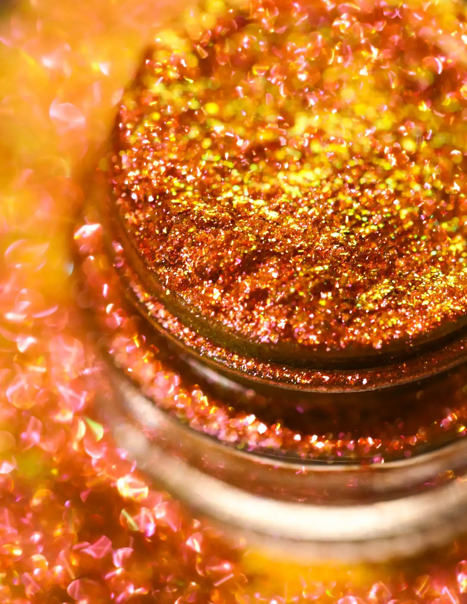 #27 Red Eyeshadow Glitter