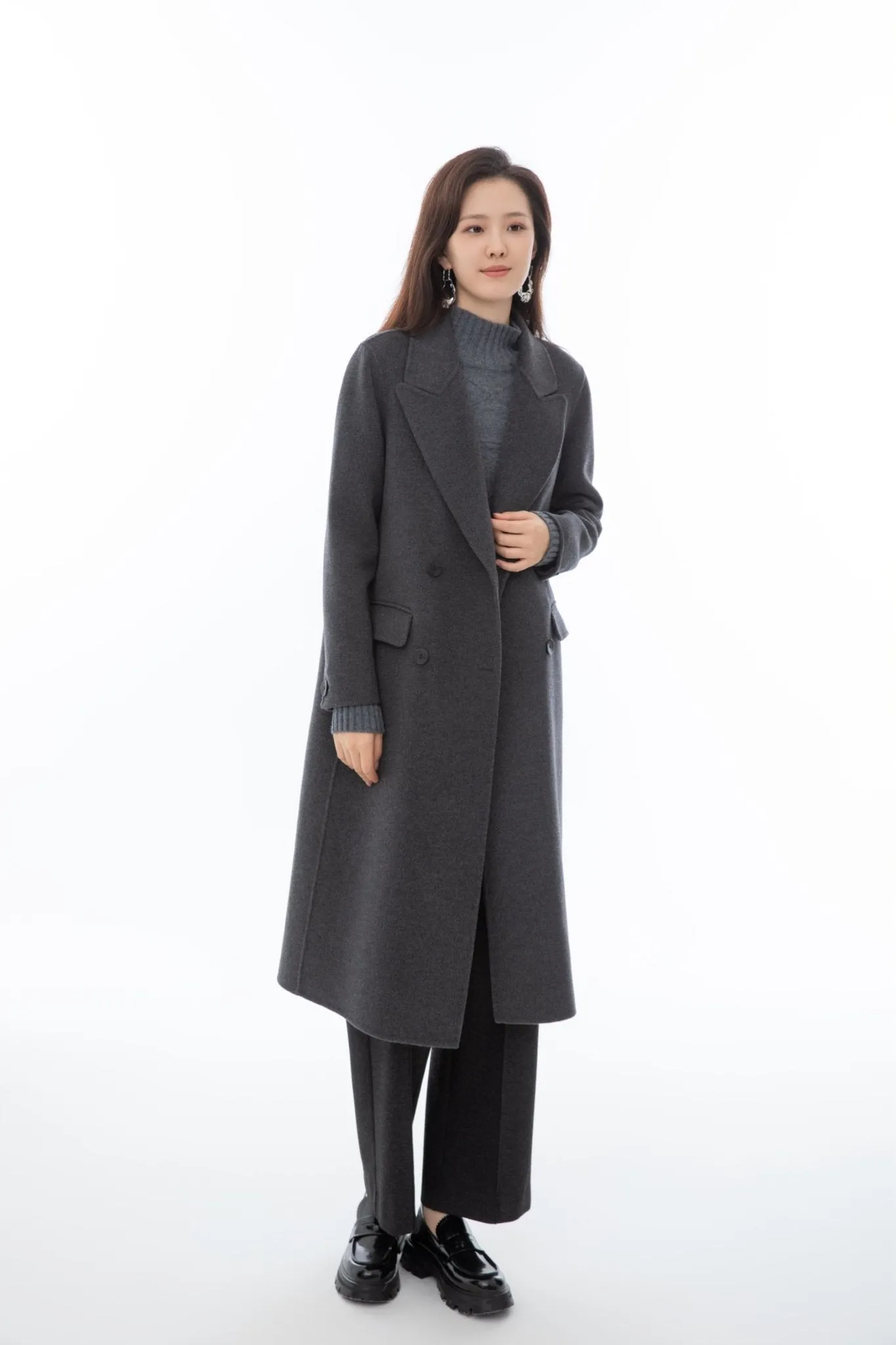 Classic Gray Trench Coat with Blazer-Inspired Collar