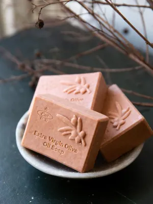 Est Pink Clay & Geranium Block Soap